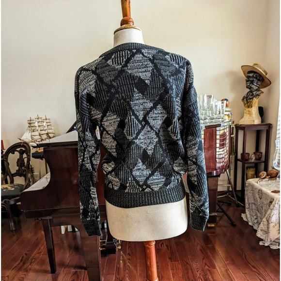 Vintage Sasson Women's Abstract Pattern Winter Sweater.  Sz S - Picture 2 of 14